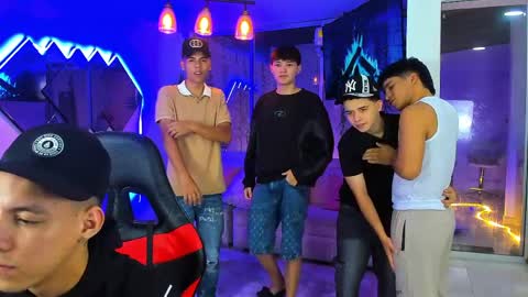 Snapshot of houseofwarrios chatting on March 31, 2026, 5:30 am we are Harry Jersi pablo and our mod talco online show from March 31, 2026, 5:30 am