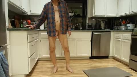 houseslave2 online show from November 30, 2025, 10:41 am