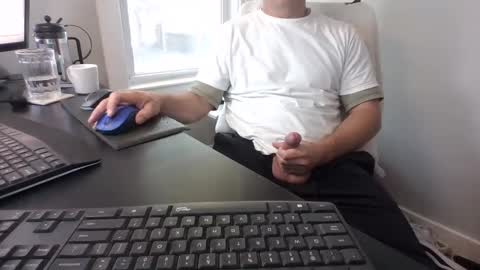 hoverday online show from September 15, 2025, 3:56 pm