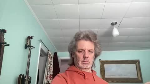 Snapshot of howlingatnothing chatting on February 1, 2026, 2:37 pm howlingatnothing online show from February 1, 2026, 2:37 pm