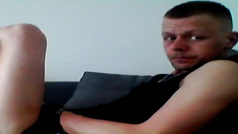 hubikush22 online show from April 18, 2026, 9:02 am