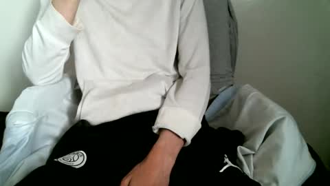 Keanu online show from November 6, 2025, 11:11 am