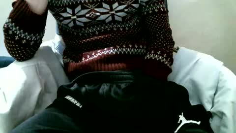 Keanu online show from November 14, 2025, 6:39 pm