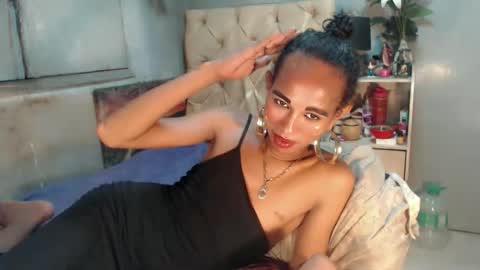 Snapshot of hugecock_caramel chatting on May 15, 2026, 5:42 pm hugecock_caramel online show from May 15, 2026, 5:42 pm