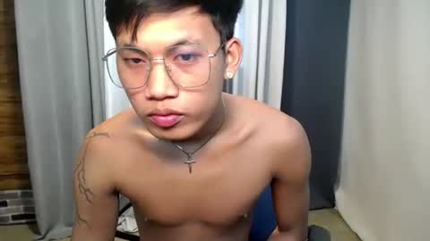 hugecockjames09 online show from October 10, 2025, 8:02 am