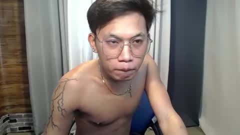 hugecockjames09 online show from October 13, 2025, 6:35 am