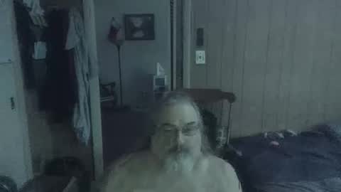 Snapshot of huggybear566 chatting on December 18, 2025, 3:40 pm lonely huggy bear online show from December 18, 2025, 3:40 pm