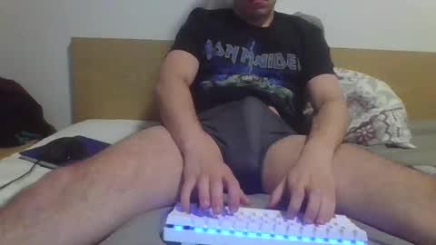 Snapshot of hugoxx22 chatting on February 11, 2025, 8:10 pm hugoxx22 online show from February 11, 2025, 8:10 pm