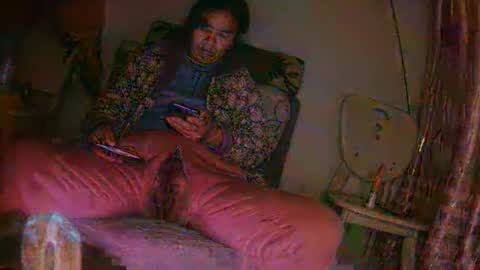 hujiajia520321431 online show from February 27, 2026, 10:32 pm