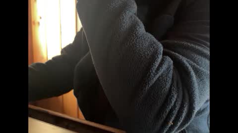 Snapshot of hukobossx chatting on October 5, 2025, 2:26 pm hukobossx online show from October 5, 2025, 2:26 pm