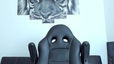 Eli online show from October 1, 2025, 11:33 pm