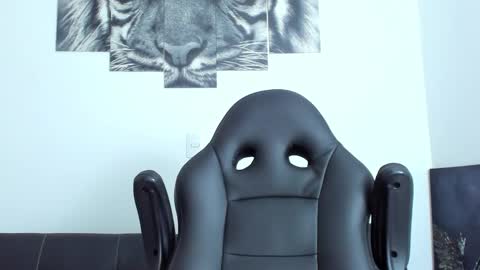 Eli online show from December 4, 2025, 1:26 am