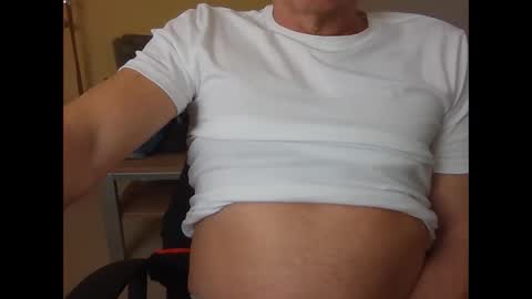 hundeleine online show from February 14, 2025, 10:07 am