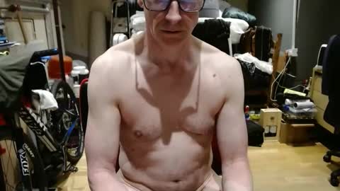Snapshot of hung1mike chatting on March 29, 2026, 10:21 pm hung1mike online show from March 29, 2026, 10:21 pm