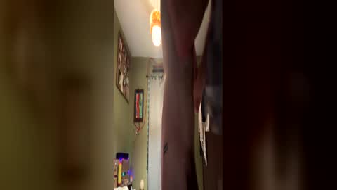 hung_hard_spun online show from July 4, 2026, 6:52 am