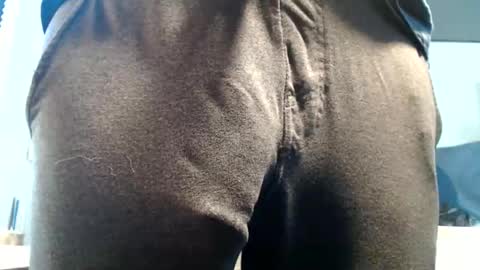Snapshot of hung_hot_fit10 chatting on June 3, 2026, 2:08 pm Big uncut cock dripping online show from June 3, 2026, 2:08 pm