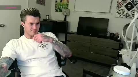 HungByNature69 online show from April 28, 2026, 6:29 am