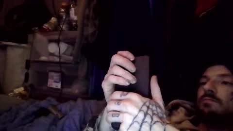 Snapshot of hungcocklg chatting on December 17, 2025, 2:06 am hungcocklg online show from December 17, 2025, 2:06 am