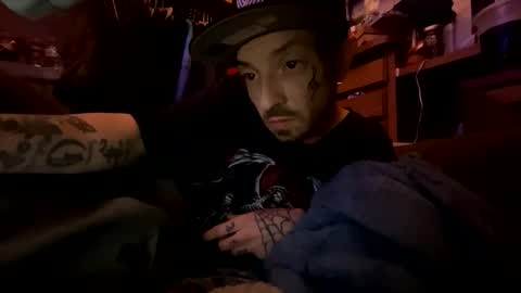 Snapshot of hungcocklg chatting on January 15, 2026, 6:51 am hungcocklg online show from January 15, 2026, 6:51 am