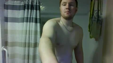 hungnhard76 online show from May 18, 2026, 2:01 pm