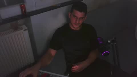 Snapshot of hungryboyyb chatting on December 21, 2025, 2:57 pm LittleDevilXo1999 online show from December 21, 2025, 2:57 pm