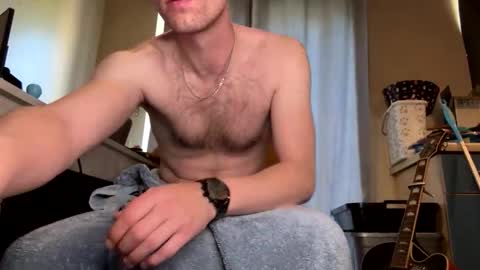 HungTeaseX online show from April 24, 2026, 8:17 am