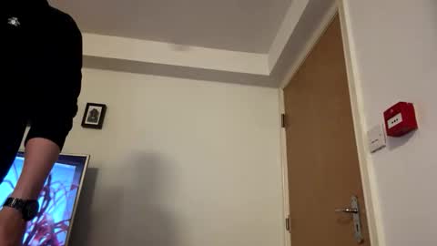 HungTeaseX online show from May 29, 2026, 6:00 am