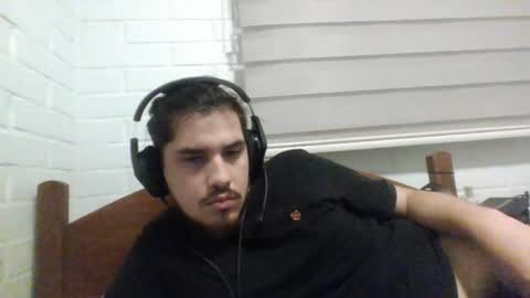 Snapshot of hungweeb chatting on December 13, 2024, 4:22 am Rod online show from December 13, 2024, 4:22 am
