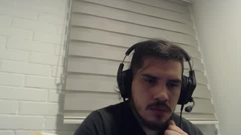 Snapshot of hungweeb chatting on February 4, 2025, 3:54 am Rod online show from February 4, 2025, 3:54 am