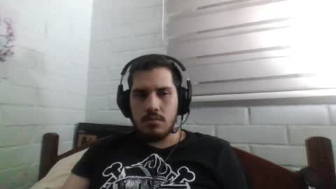 Snapshot of hungweeb chatting on March 6, 2025, 3:35 am Rod online show from March 6, 2025, 3:35 am