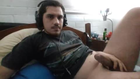 Snapshot of hungweeb chatting on March 12, 2025, 3:24 am Rod online show from March 12, 2025, 3:24 am