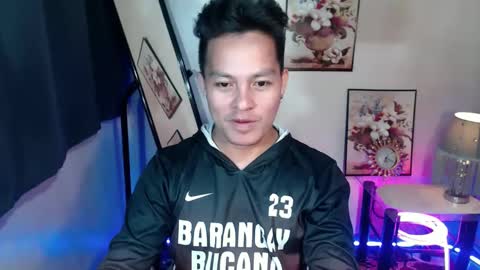 Snapshot of hunk_danny chatting on February 22, 2025, 6:41 pm hunk_danny online show from February 22, 2025, 6:41 pm