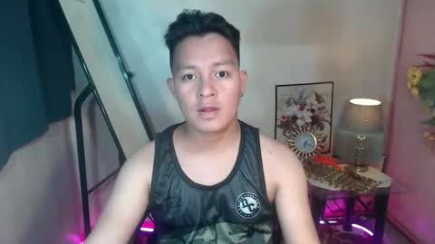 Snapshot of hunk_danny chatting on March 2, 2025, 10:03 am hunk_danny online show from March 2, 2025, 10:03 am
