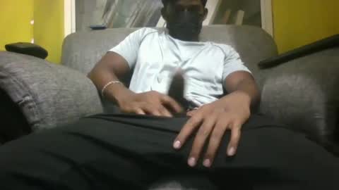 Snapshot of hunk_dominant chatting on March 4, 2025, 5:34 pm hunk_dominant online show from March 4, 2025, 5:34 pm