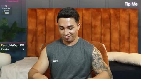 hunk_ryan online show from March 11, 2025, 2:51 pm