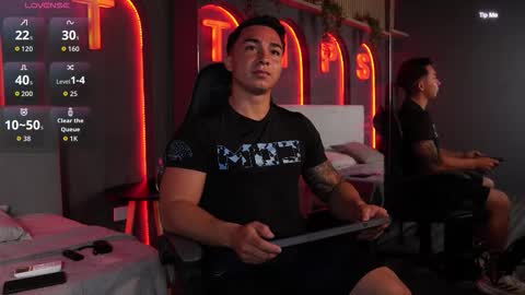 hunk_ryan online show from December 20, 2025, 1:07 pm