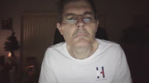 hunkmasclefad458 online show from December 3, 2025, 4:53 am