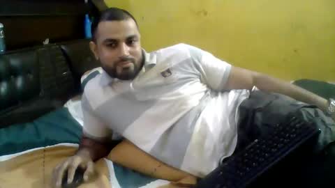 hunkster102 online show from September 8, 2025, 3:11 pm