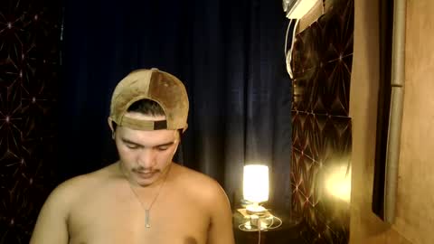 hunkylloyd online show from December 3, 2024, 11:44 am