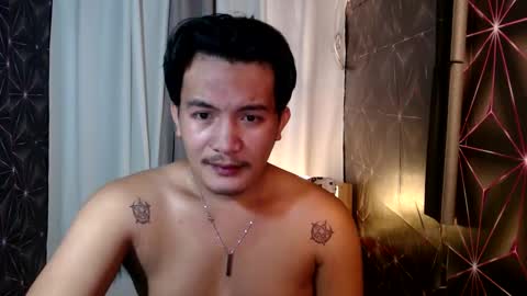 hunkylloyd online show from December 30, 2024, 1:14 pm