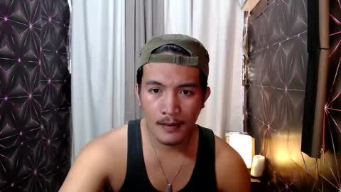 hunkylloyd online show from January 24, 2025, 3:54 am