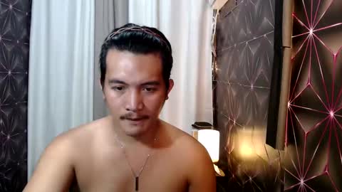 hunkylloyd online show from February 4, 2025, 12:51 am