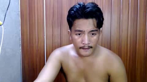 hunkylloyd online show from October 7, 2025, 4:31 am