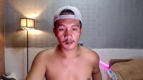 hunkylloyd online show from February 20, 2026, 3:03 am