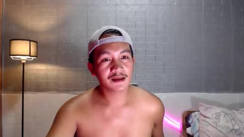 hunkylloyd online show from February 26, 2026, 9:08 am