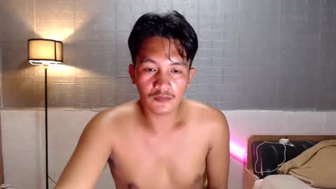 hunkylloyd online show from March 18, 2026, 3:09 am