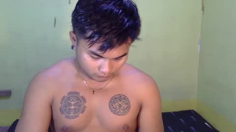hunkyzeus online show from October 19, 2025, 4:18 pm