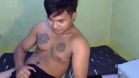 hunkyzeus online show from October 20, 2025, 4:29 pm