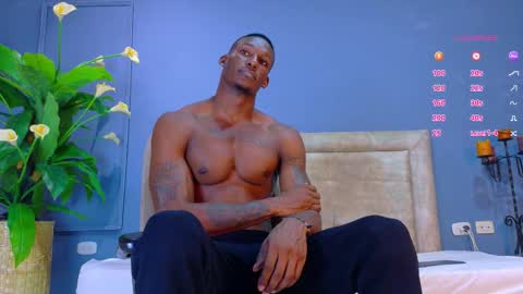 Hunter  online show from November 17, 2025, 7:08 pm