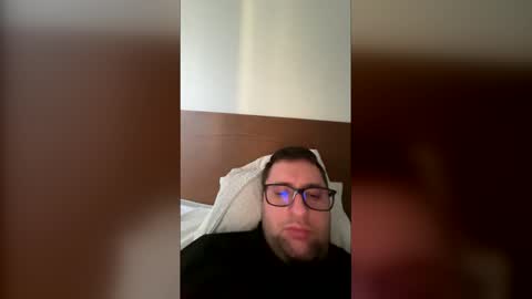 Jduhhwnn online show from April 15, 2026, 6:20 am